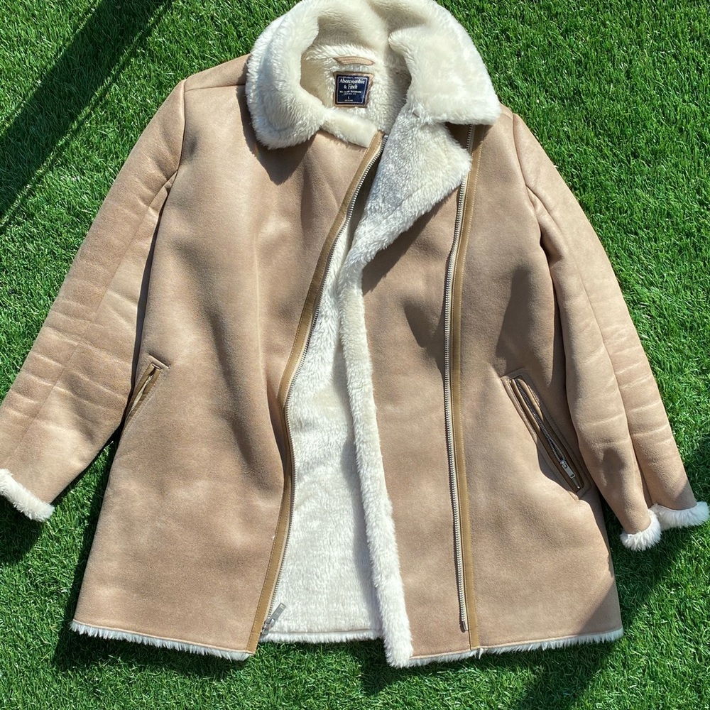Abercrombie & Fitch Coat
